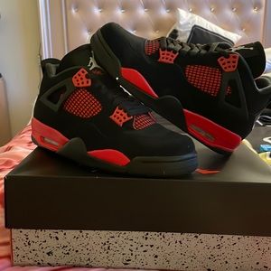 retro 4s size 10